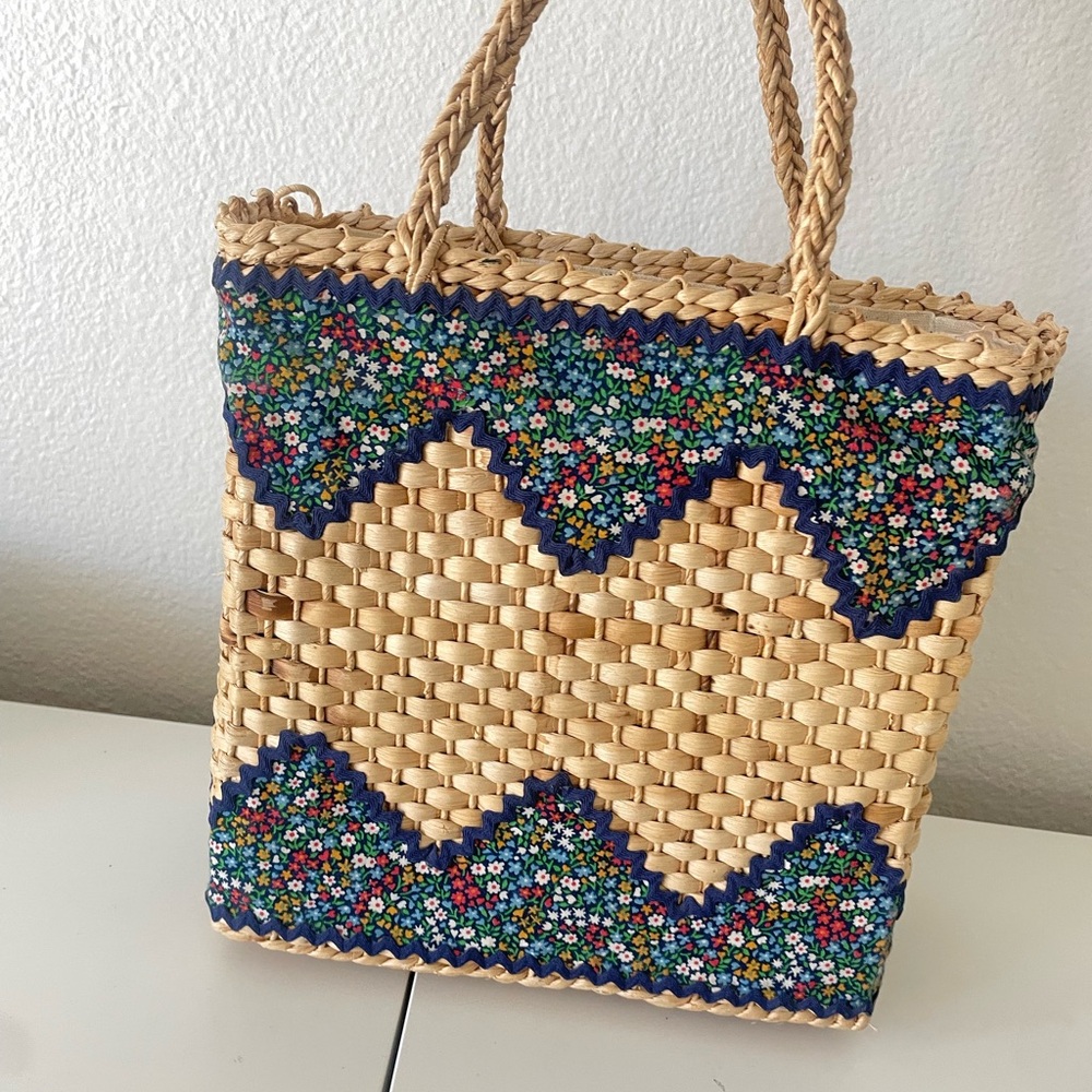Woven Floral Tote Bag - Multicolor